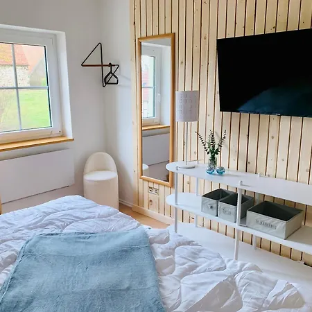 Ferienwohnung See-Zeit Mit Terrasse, Kamin, W-Lan, Garten * Federow