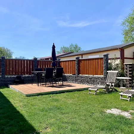 Ferienwohnung See-Zeit Mit Terrasse, Kamin, W-Lan, Garten Federow